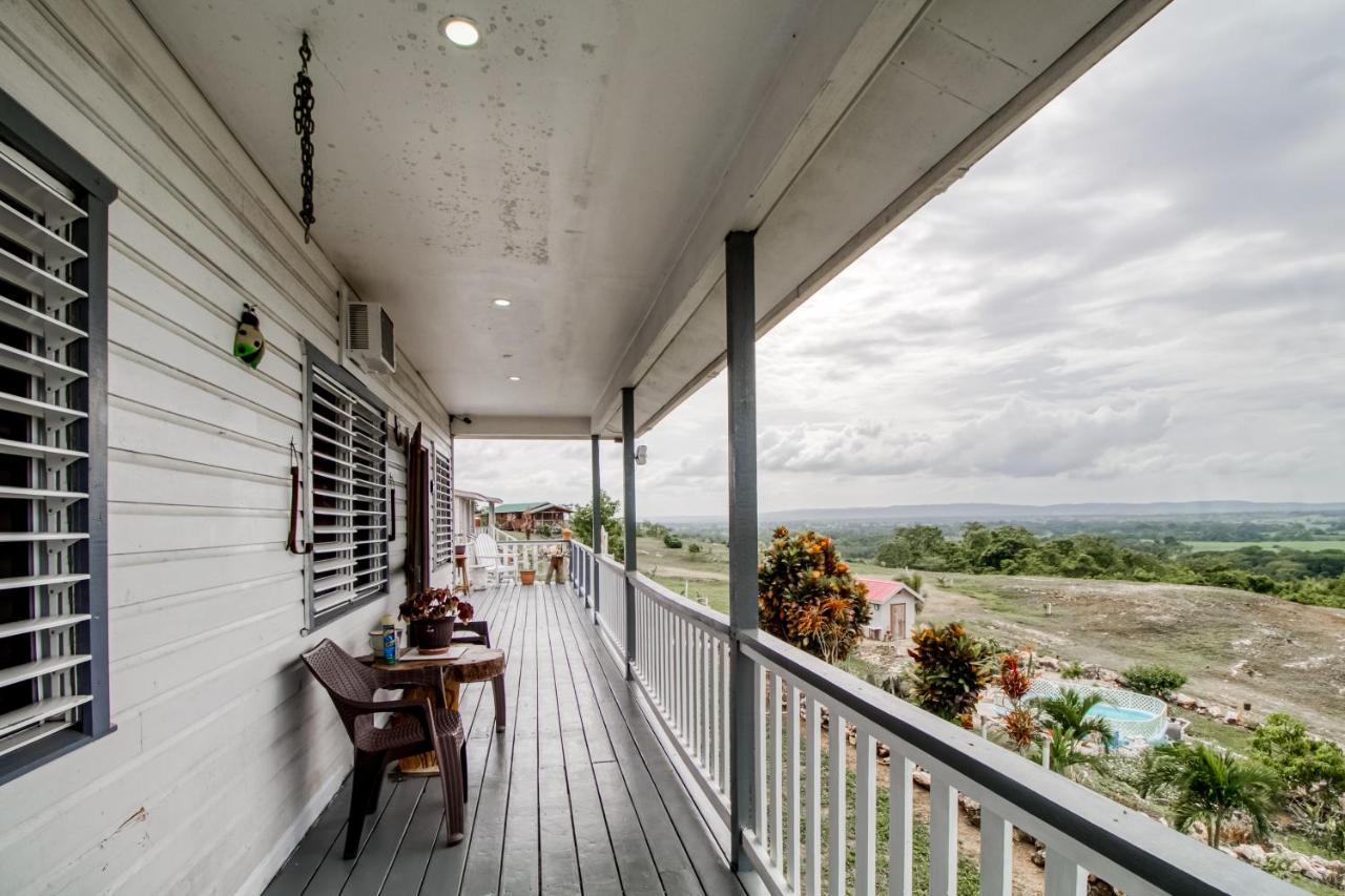 Mattea Vacation House At Bella Vue Estate Georgeville Exterior photo